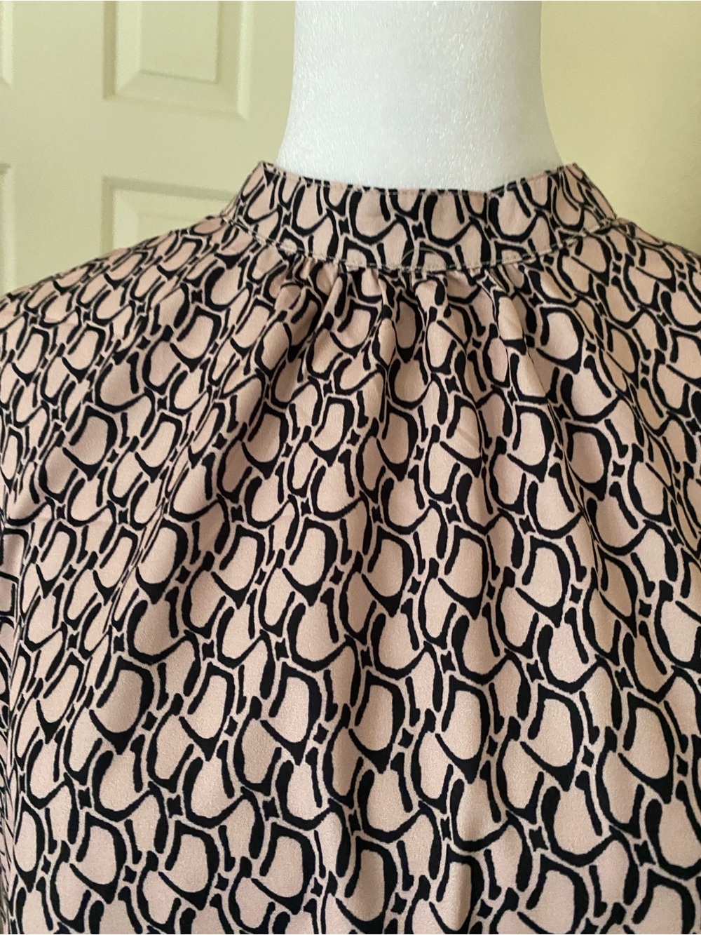 Geometric Print dress pink black knee length retro hippie 70’s style